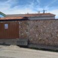 Rua João Batista Ribeiro 3 quartos (1 suíte); sala de estar; sala de jantar; cozinha planejada; baneiro social; lavanderia; área gourmet; quintal; garagem para 2 carros. Valor R$ 540.000,00